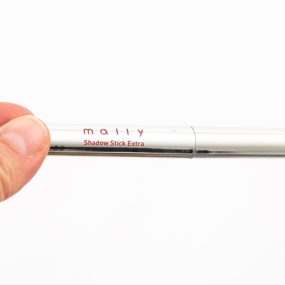 Mally Shadow Stick Extra eye shadow stick in storm - shimmer (silver)